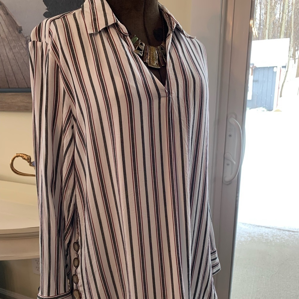 St. John’s bay shirt size large long sleeve striped collard shirt.